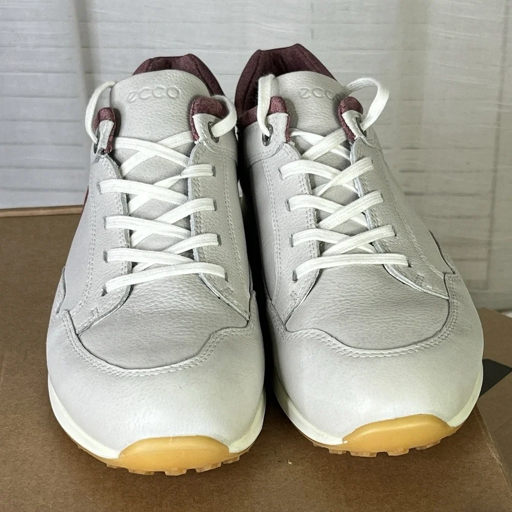 ECCO‎ Women's Street Retro Size 7 Hydromax Spikeless Leather Golf Shoes EUC!